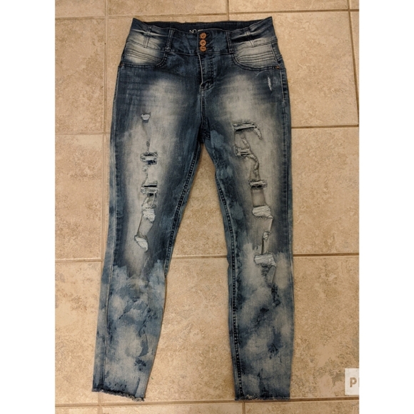 Jeans - Picture 1 of 1